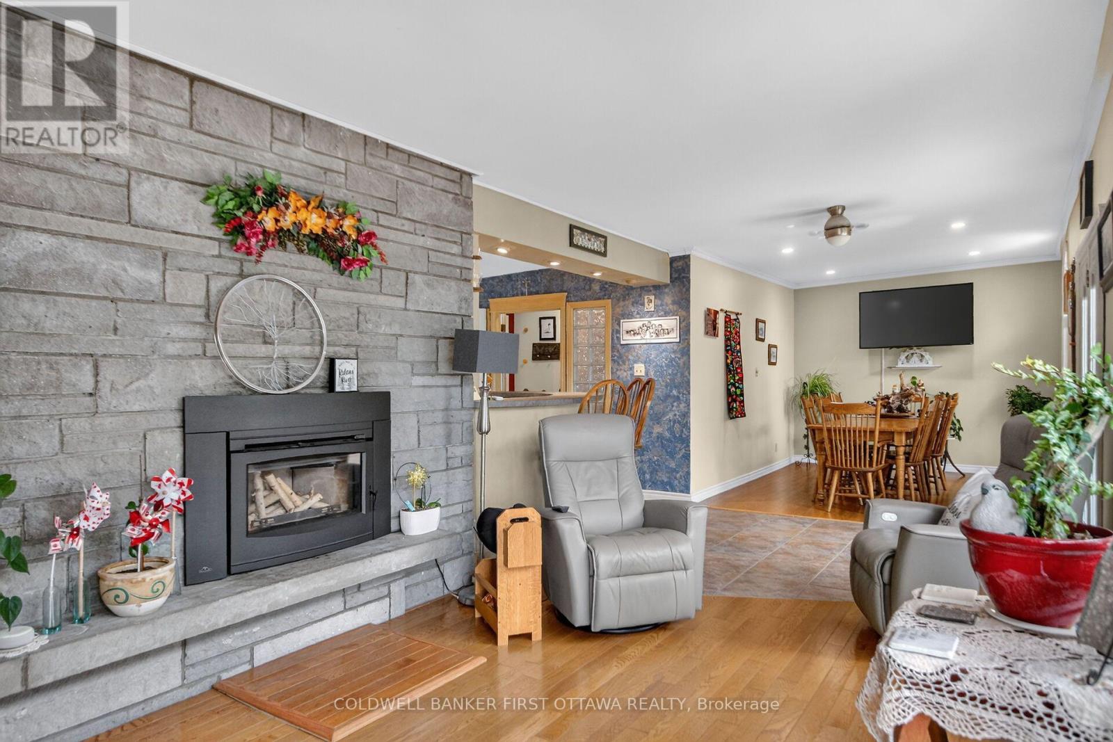 2014 River Road N, Ottawa, Ontario  K4M 1B4 - Photo 9 - X13565730