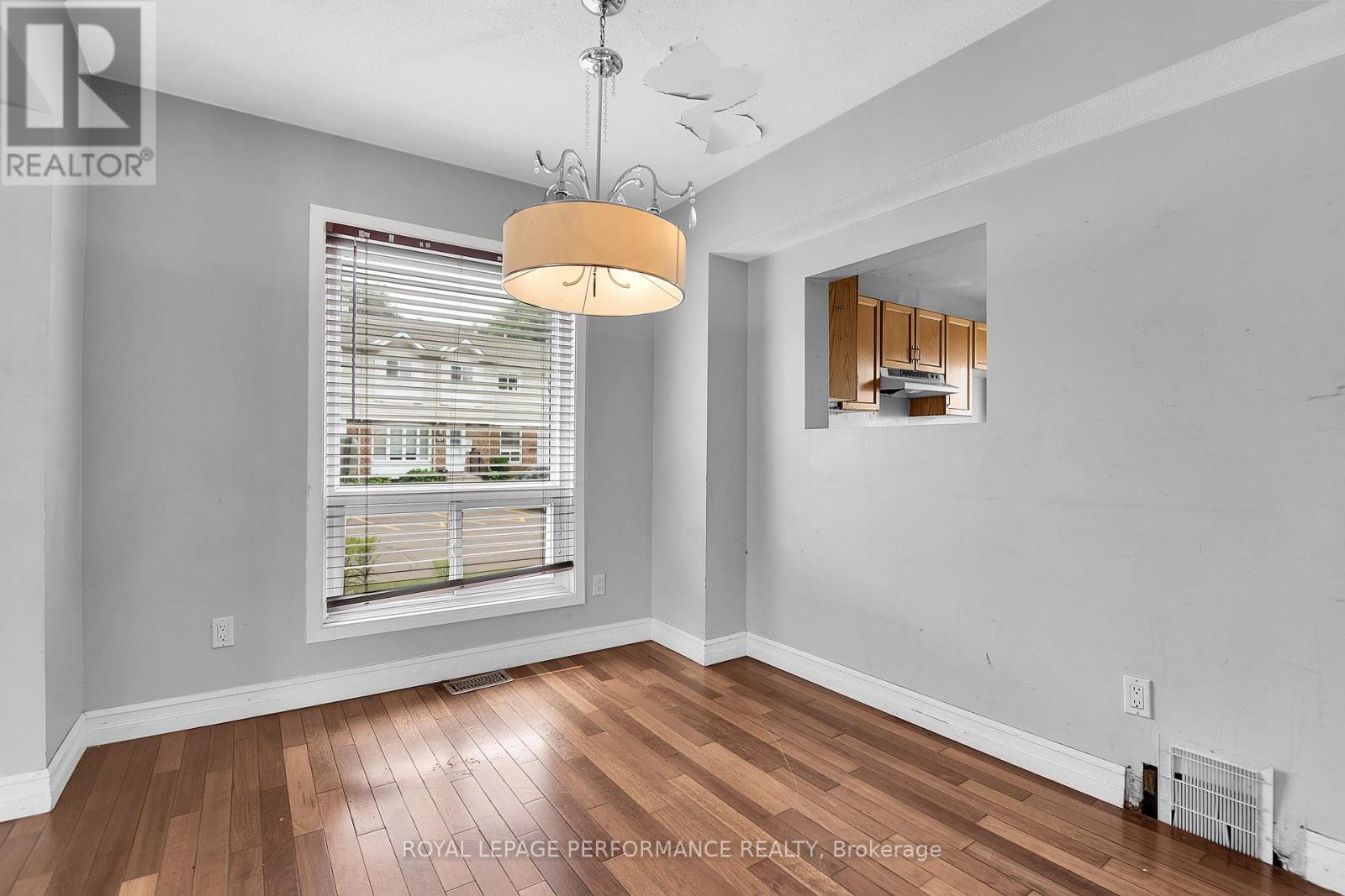 33 - 1907 Colorado Lane, Ottawa, Ontario  K1C 6V4 - Photo 5 - X13565950