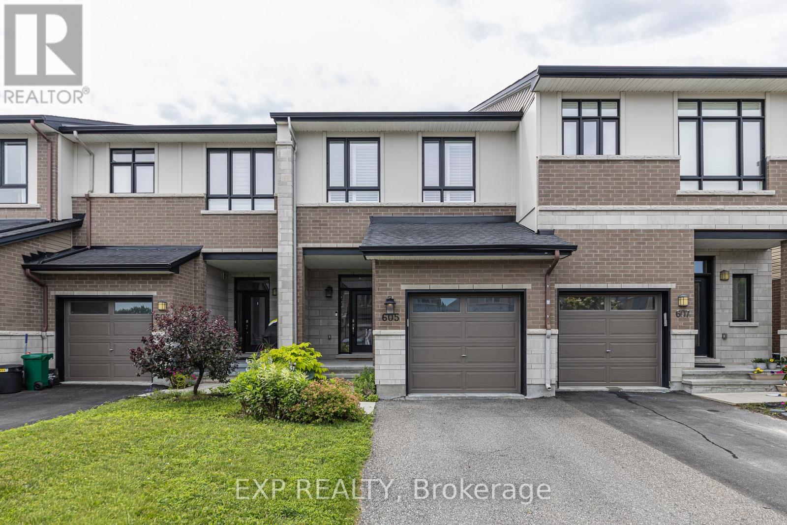 605 Tennant Way, Ottawa, Ontario  K4M 0C6 - Photo 1 - X13565984