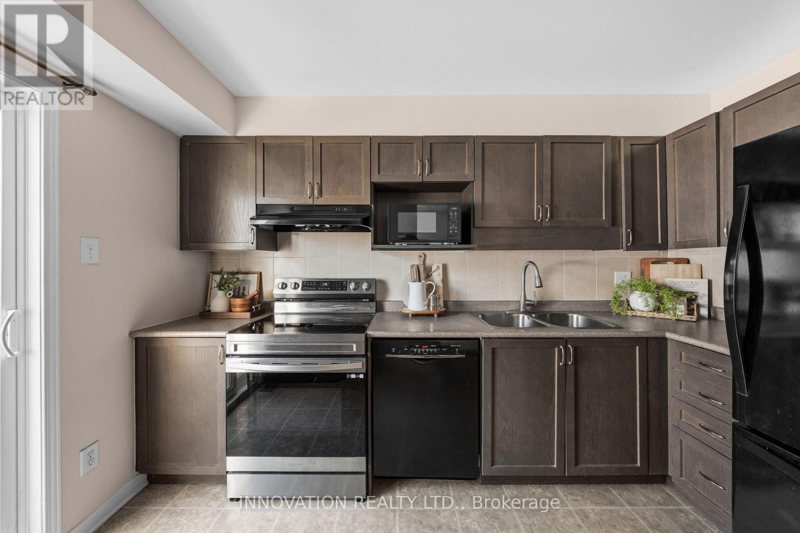 974 Klondike Road, Ottawa, Ontario  K2K 0C3 - Photo 3 - X13566024