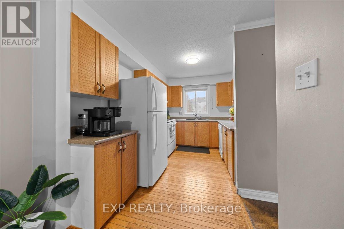 140 Castlegreen Private, Ottawa, Ontario  K1T 3N2 - Photo 5 - X13566058