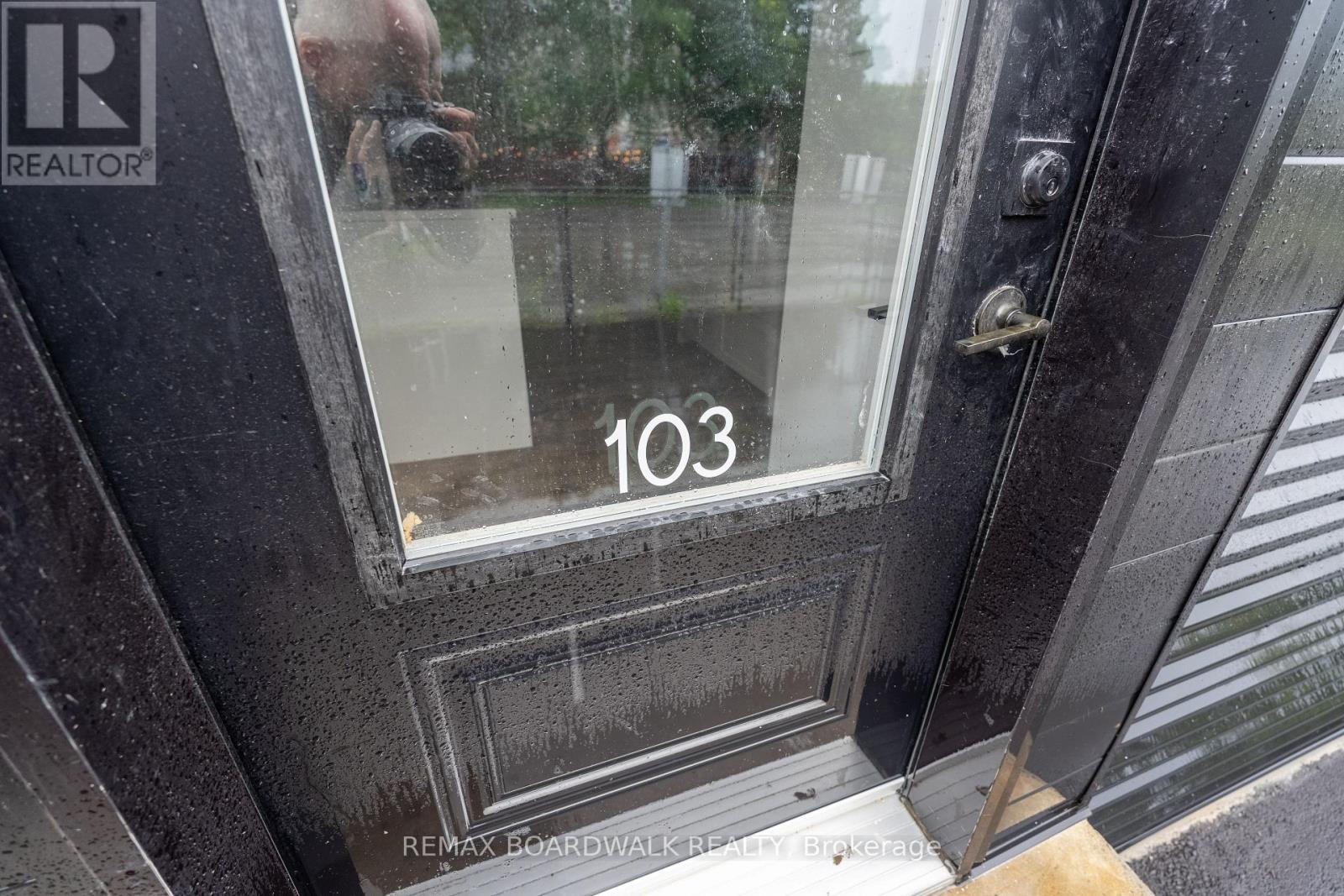 103 - 26 First Street W, Cornwall, Ontario  K6J 1B9 - Photo 3 - X13566126