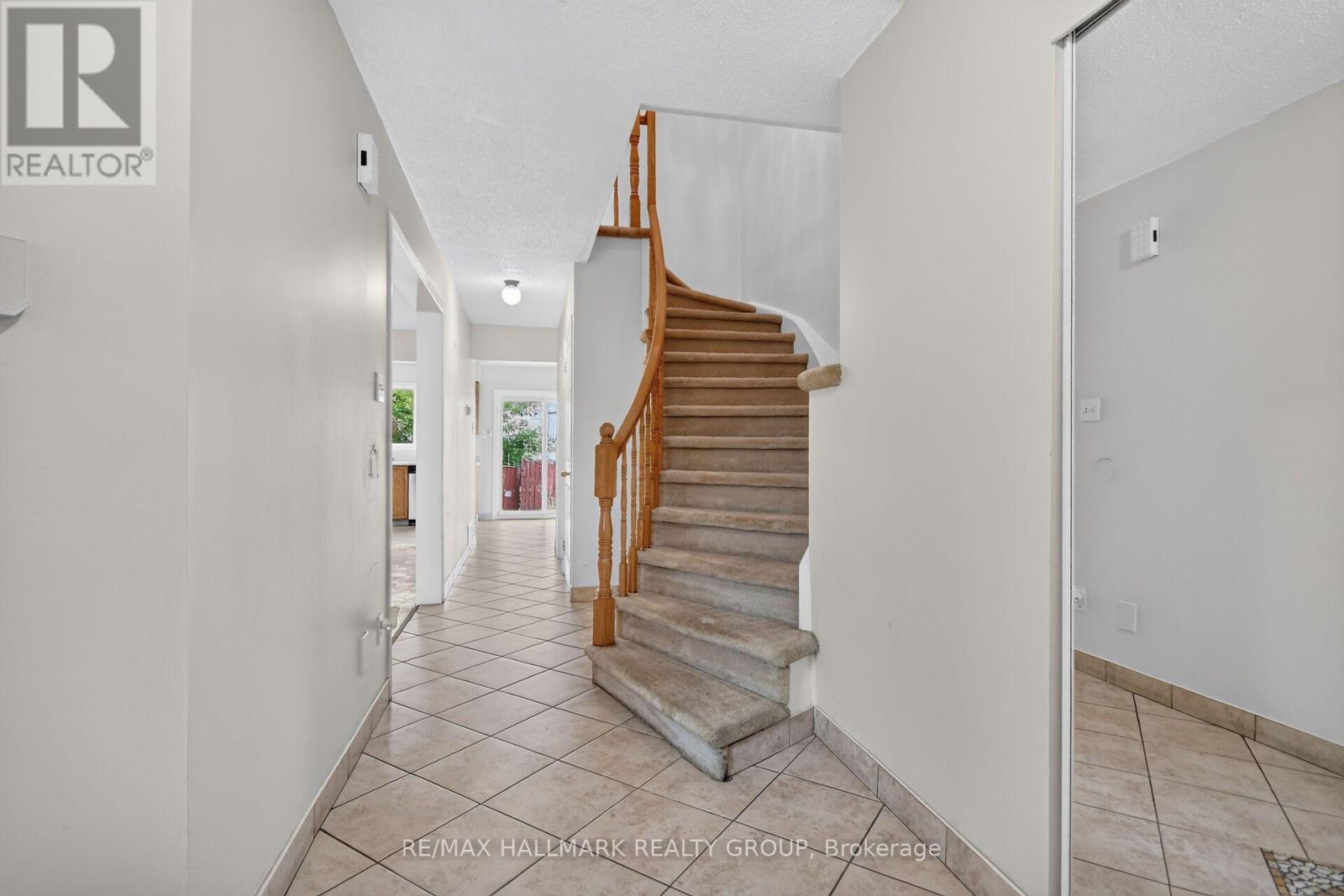 49 Newport Crescent, Ottawa, Ontario  K1T 3M2 - Photo 10 - X13566132