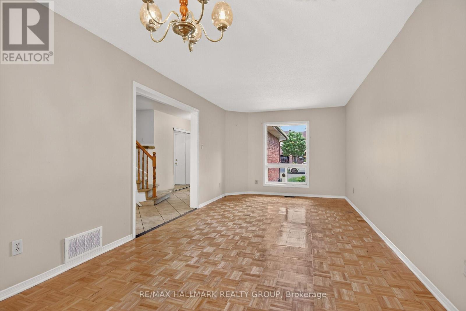 49 Newport Crescent, Ottawa, Ontario  K1T 3M2 - Photo 12 - X13566132