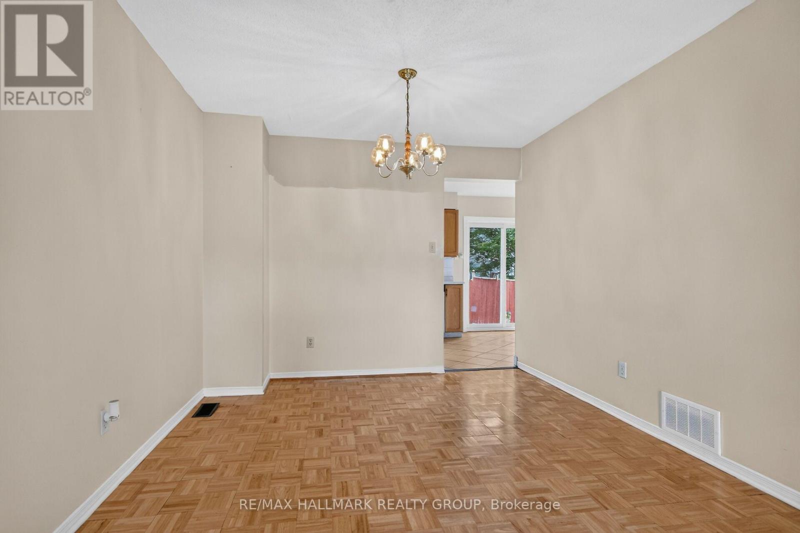 49 Newport Crescent, Ottawa, Ontario  K1T 3M2 - Photo 19 - X13566132