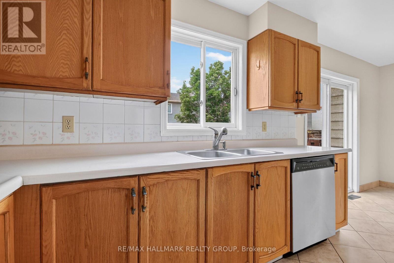 49 Newport Crescent, Ottawa, Ontario  K1T 3M2 - Photo 22 - X13566132