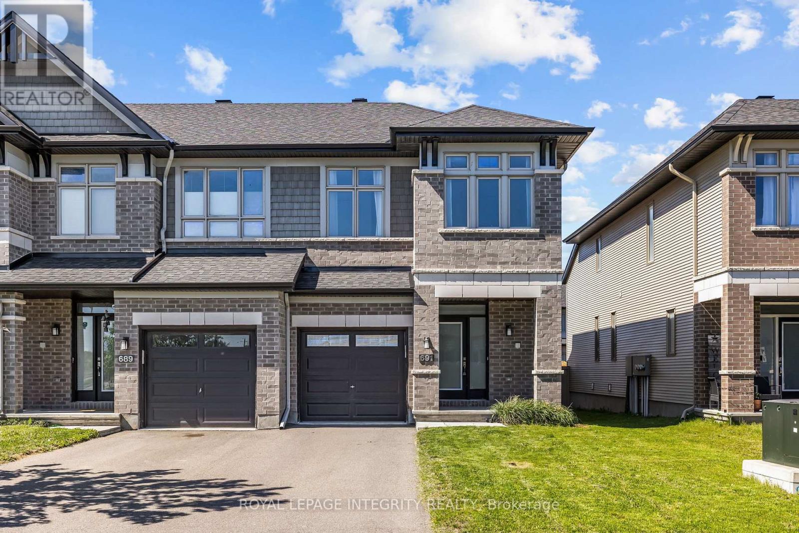 691 Capricorn Circle, Ottawa, Ontario  K4M 0J5 - Photo 1 - X13566510