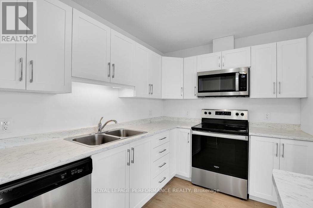 30 Whitcomb Crescent, Smiths Falls, Ontario  K7A 0C2 - Photo 12 - X13566766