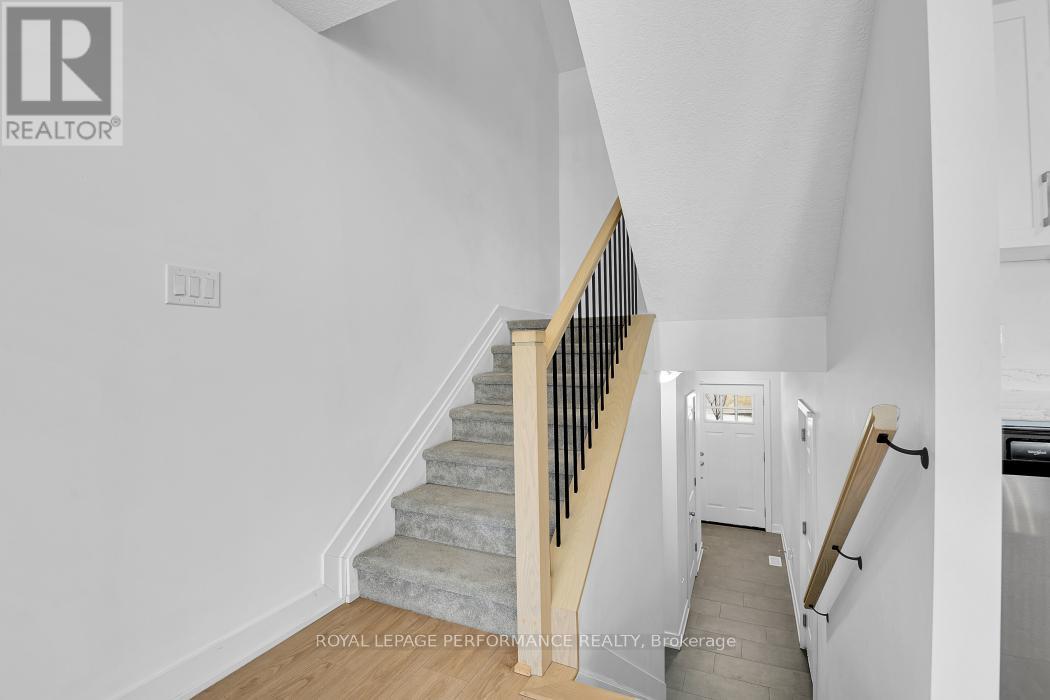 30 Whitcomb Crescent, Smiths Falls, Ontario  K7A 0C2 - Photo 5 - X13566766