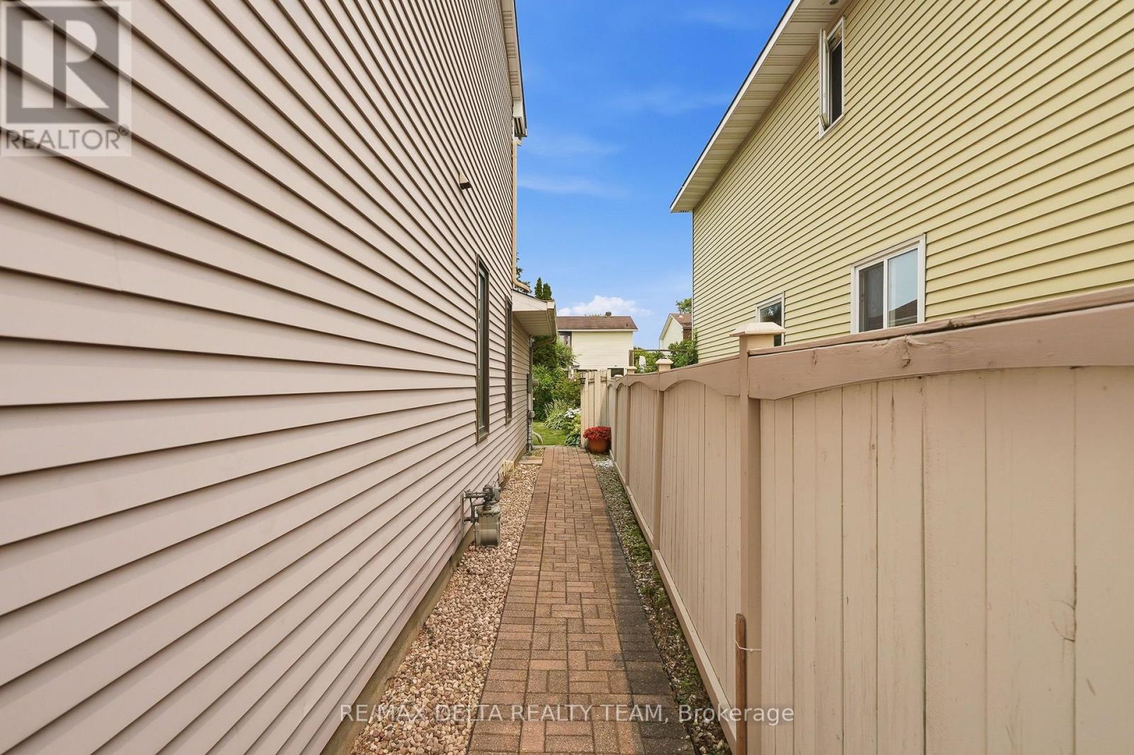 1091 St Lucia Place, Ottawa, Ontario  K1C 2G4 - Photo 33 - X13566816