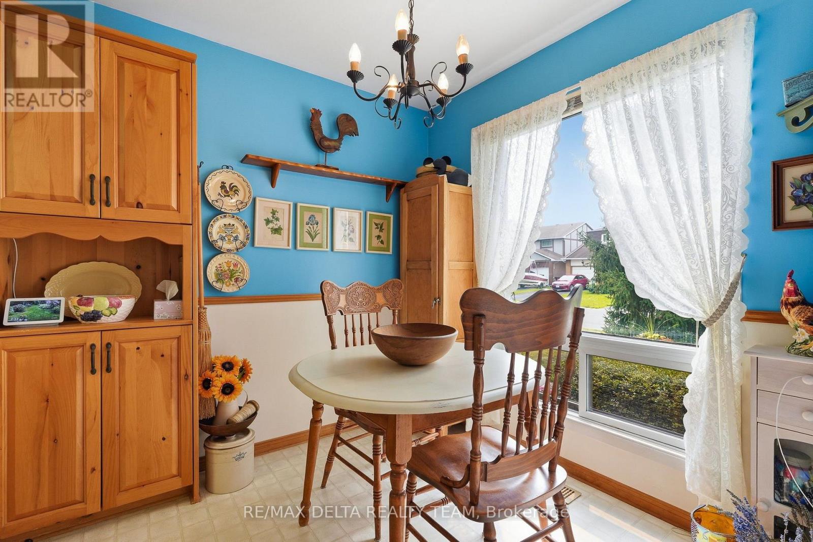1091 St Lucia Place, Ottawa, Ontario  K1C 2G4 - Photo 4 - X13566816