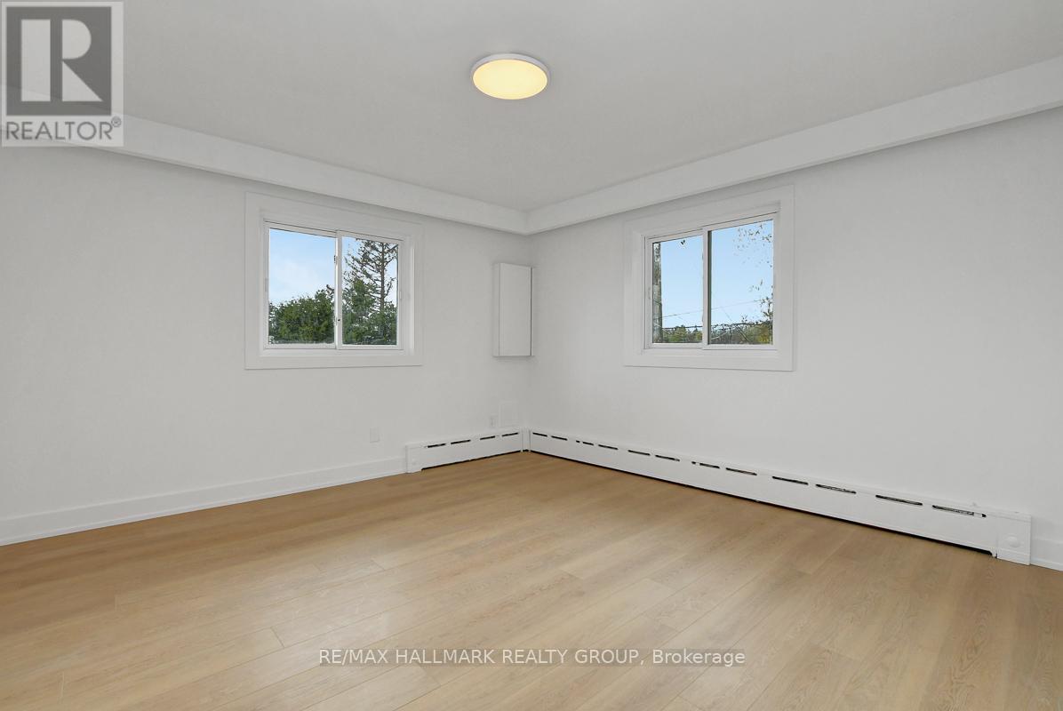 269 Michel Circle, Ottawa, Ontario  K1L 7P4 - Photo 17 - X13566818