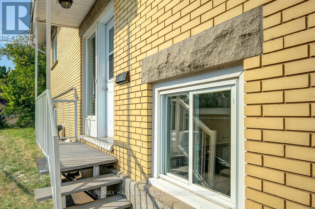 269 Michel Circle, Ottawa, Ontario  K1L 7P4 - Photo 26 - X13566818