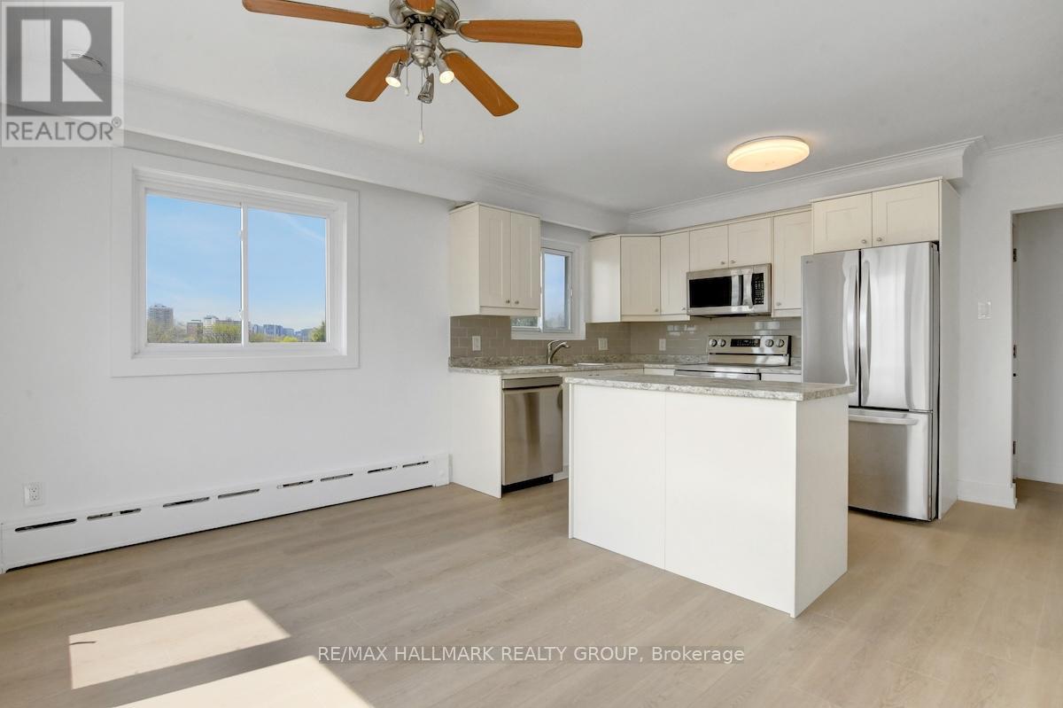 269 Michel Circle, Ottawa, Ontario  K1L 7P4 - Photo 3 - X13566818