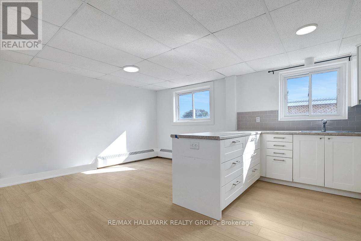 269 Michel Circle, Ottawa, Ontario  K1L 7P4 - Photo 32 - X13566818
