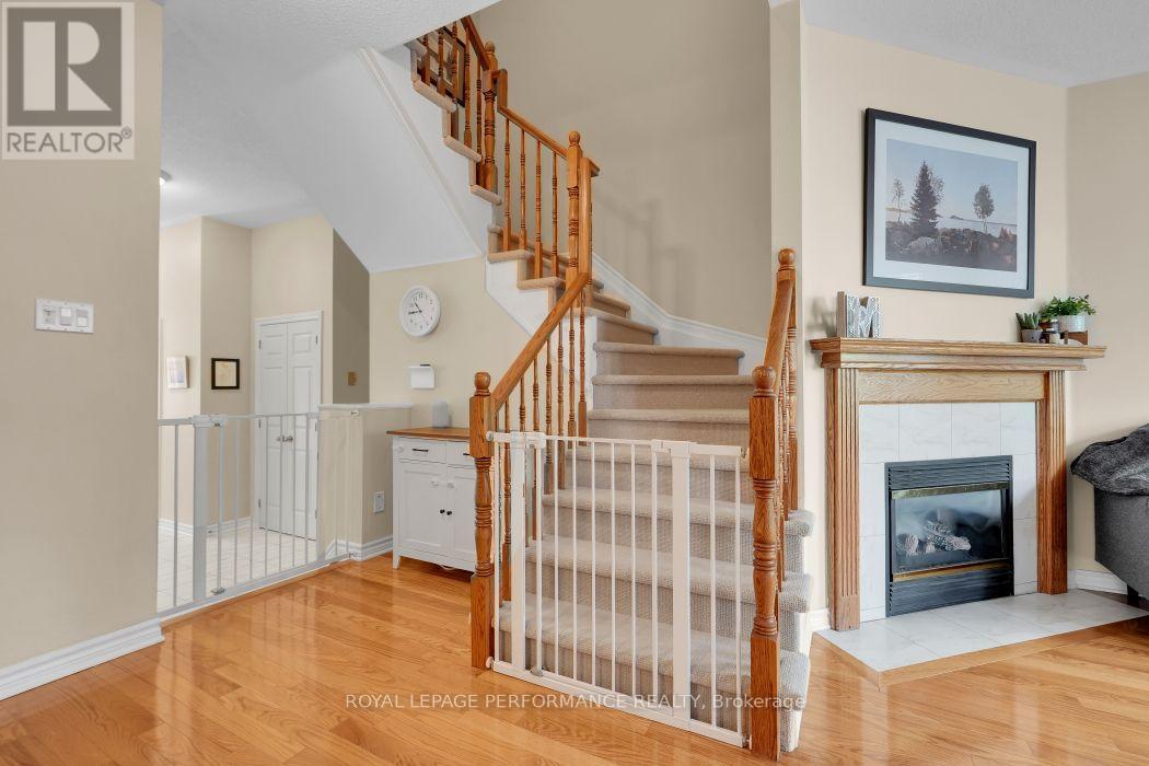 152 Purple Finch Crescent, Ottawa, Ontario  K1T 4G9 - Photo 6 - X13566952