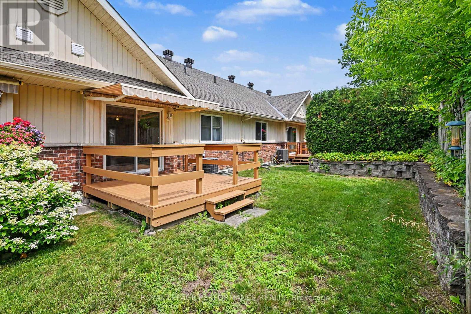 18 Daphne Crescent, Ottawa, Ontario  K2S 1Y1 - Photo 10 - X13567012