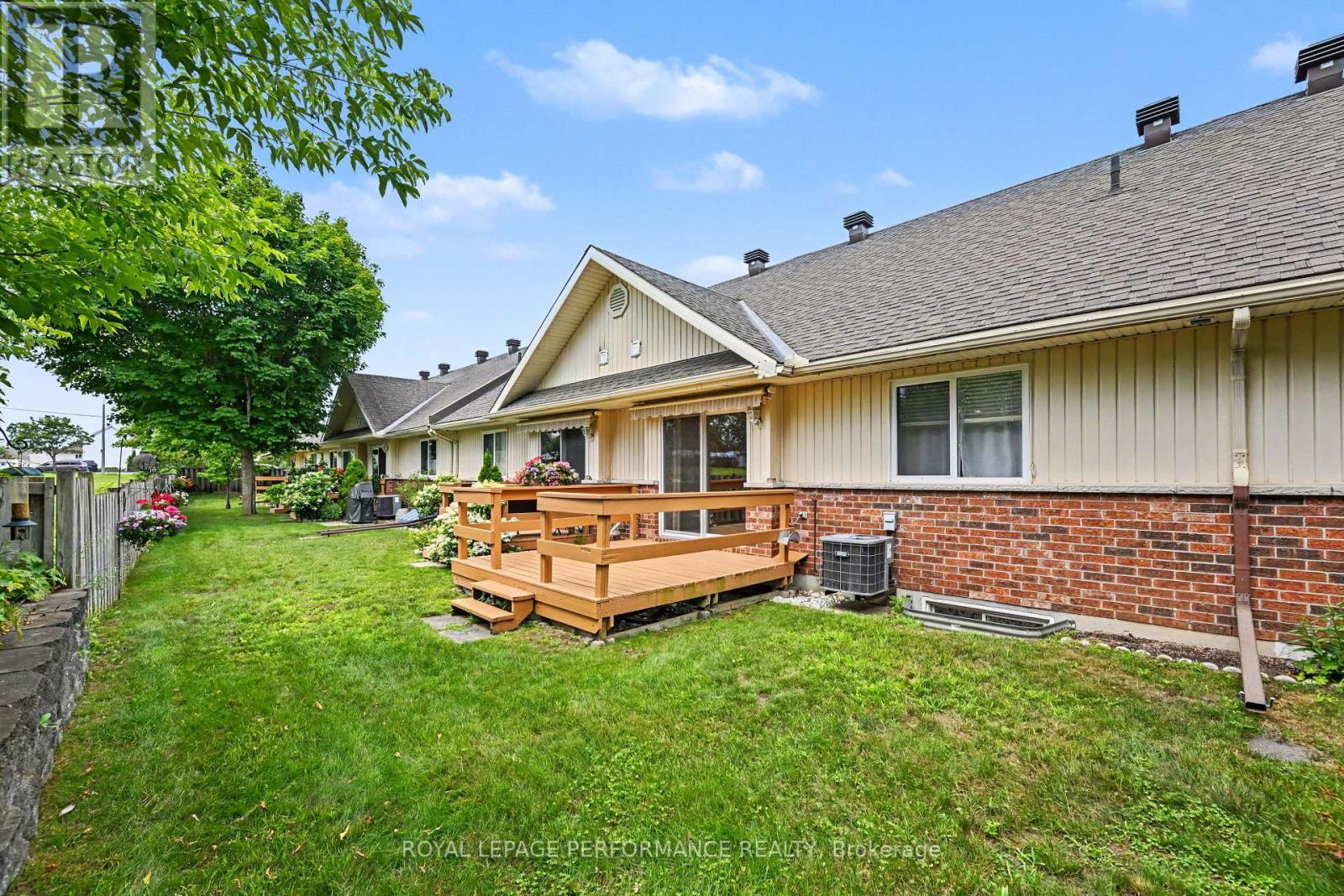 18 Daphne Crescent, Ottawa, Ontario  K2S 1Y1 - Photo 11 - X13567012