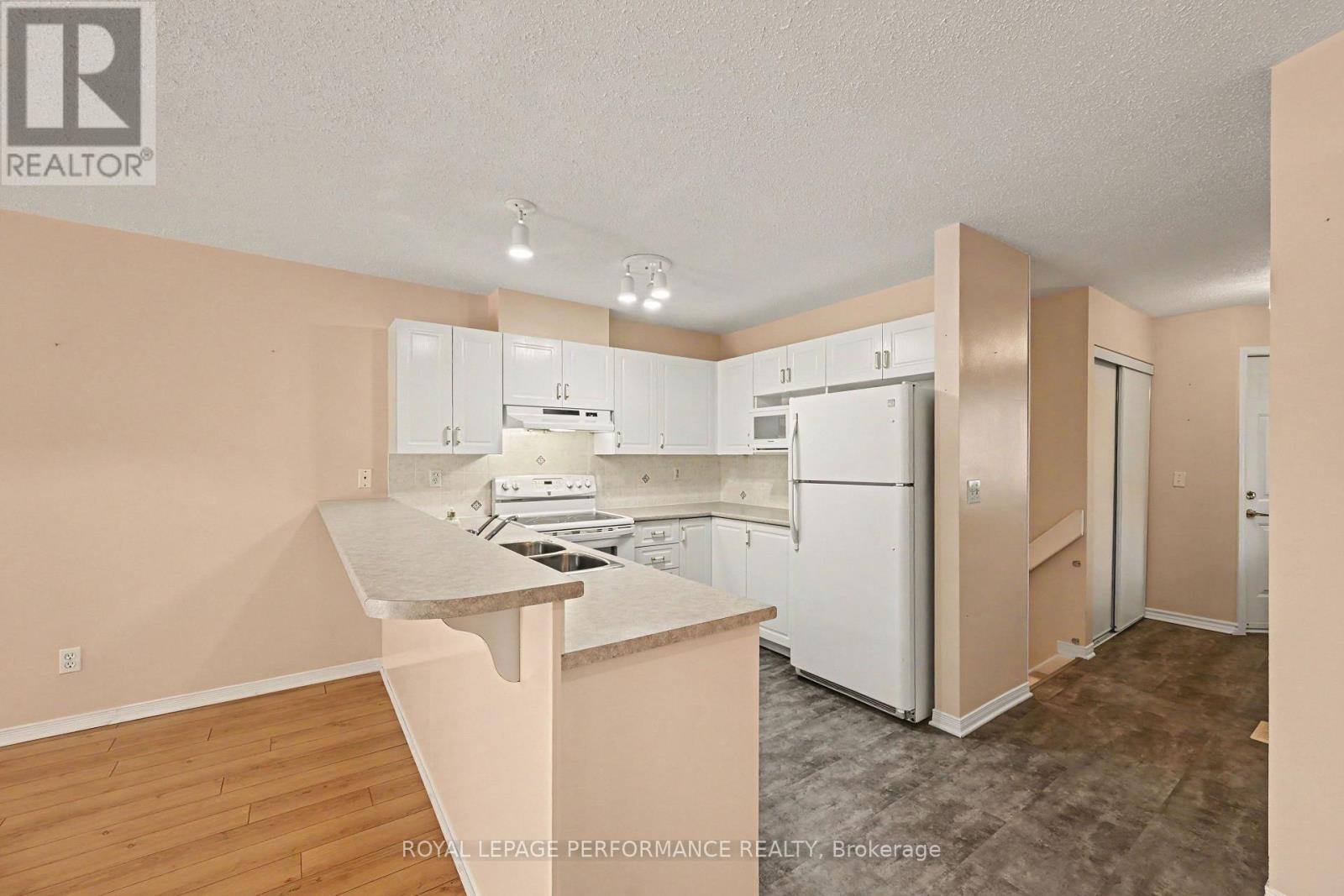 18 Daphne Crescent, Ottawa, Ontario  K2S 1Y1 - Photo 15 - X13567012