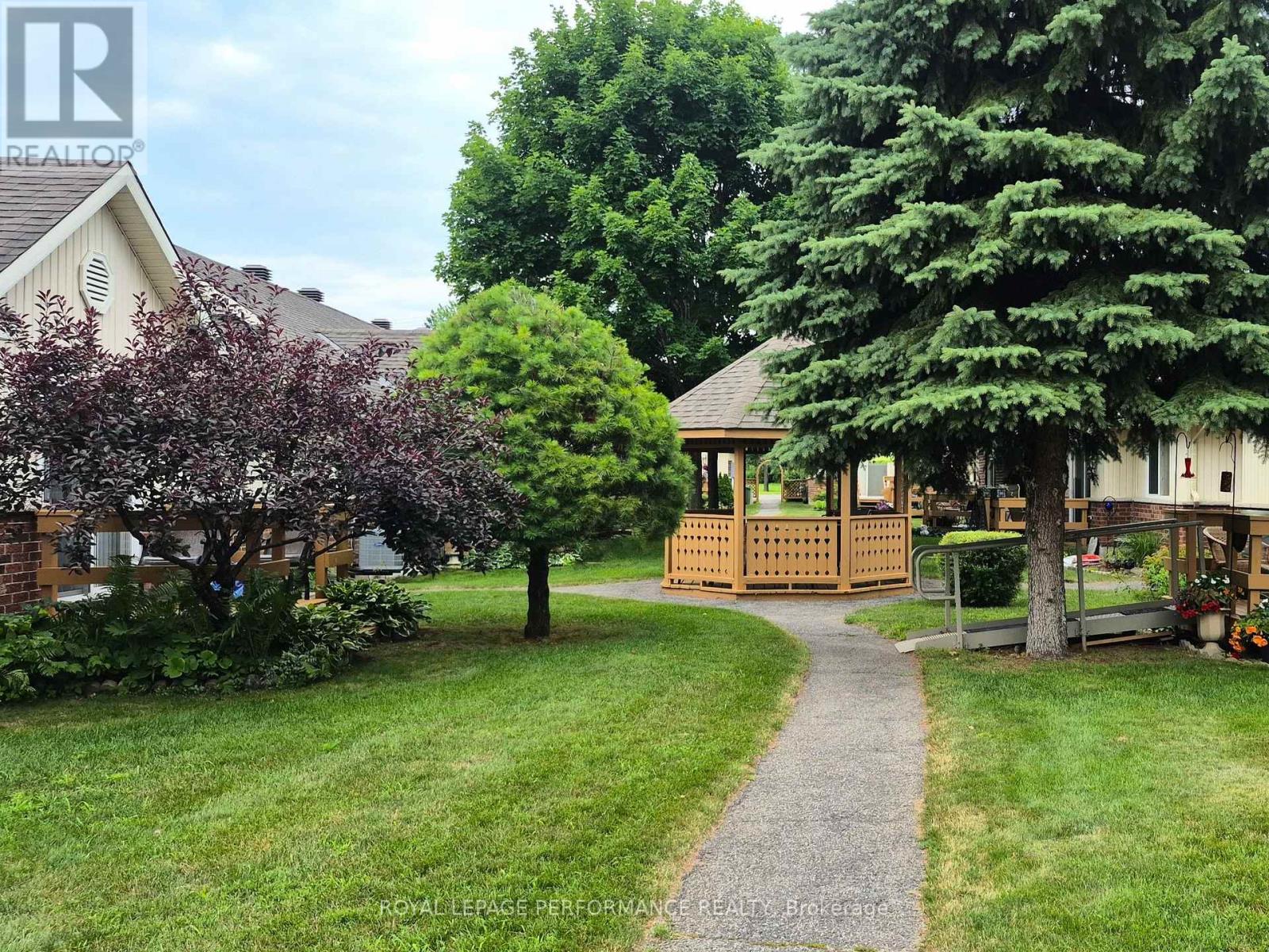 18 Daphne Crescent, Ottawa, Ontario  K2S 1Y1 - Photo 29 - X13567012