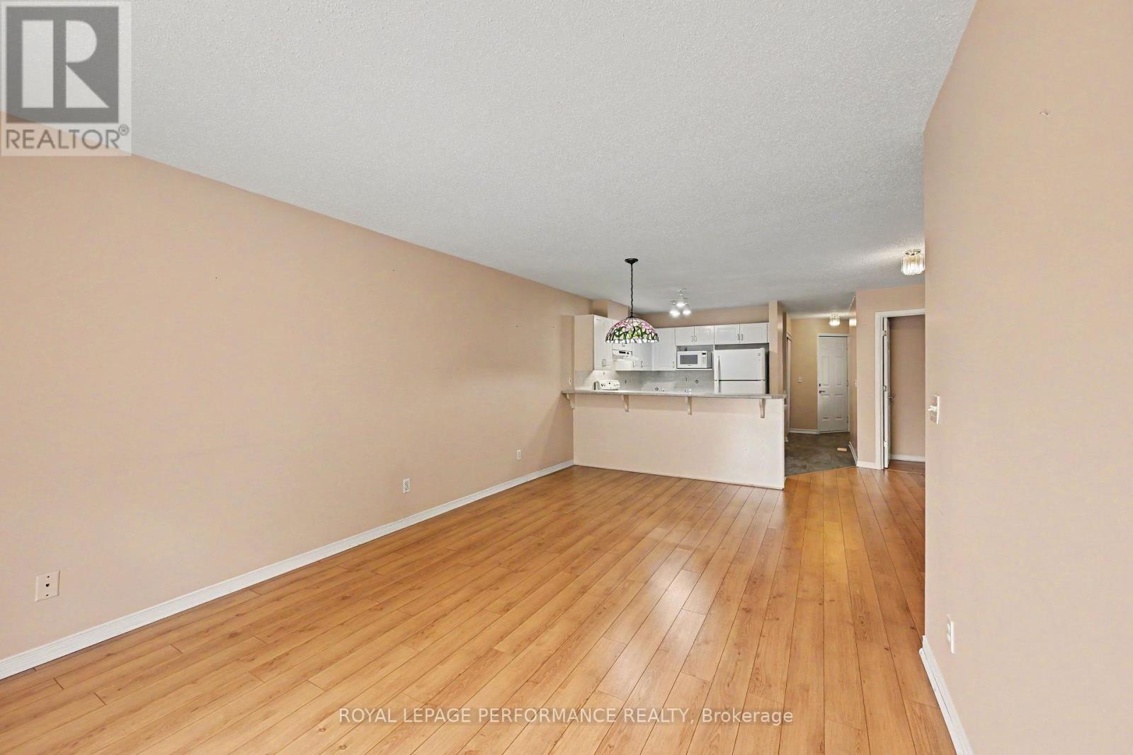 18 Daphne Crescent, Ottawa, Ontario  K2S 1Y1 - Photo 7 - X13567012