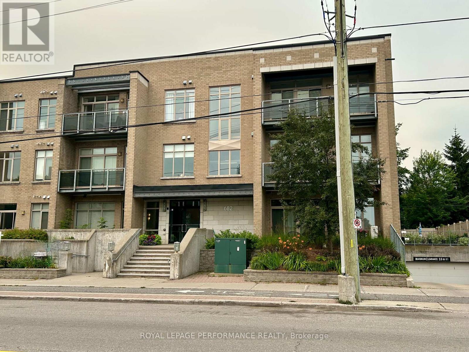 201 - 682 Churchill Avenue, Ottawa, Ontario  K1Z 5G5 - Photo 1 - X13567018