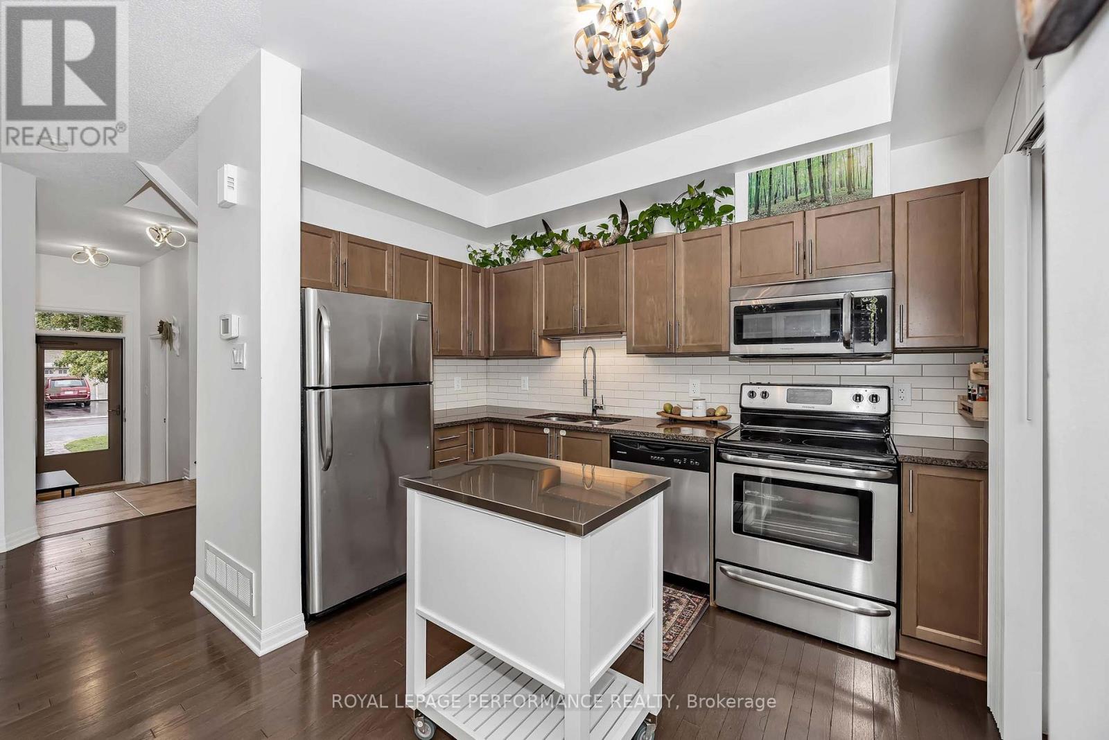 510 Knotridge Street, Ottawa, Ontario  K1W 0C7 - Photo 10 - X13567102