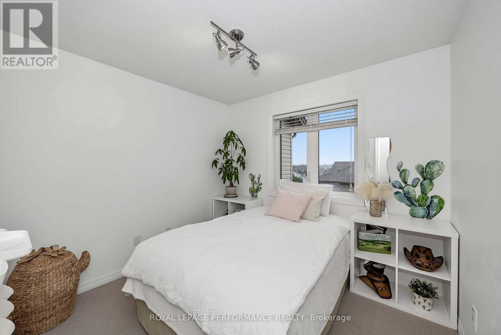510 Knotridge Street, Ottawa, Ontario  K1W 0C7 - Photo 18 - X13567102