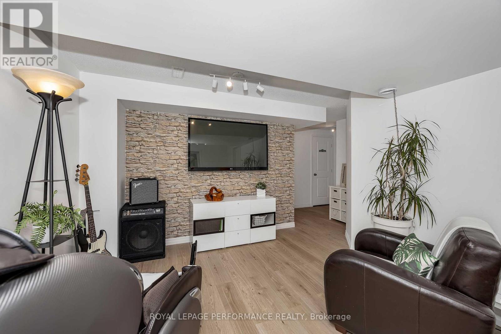 510 Knotridge Street, Ottawa, Ontario  K1W 0C7 - Photo 23 - X13567102