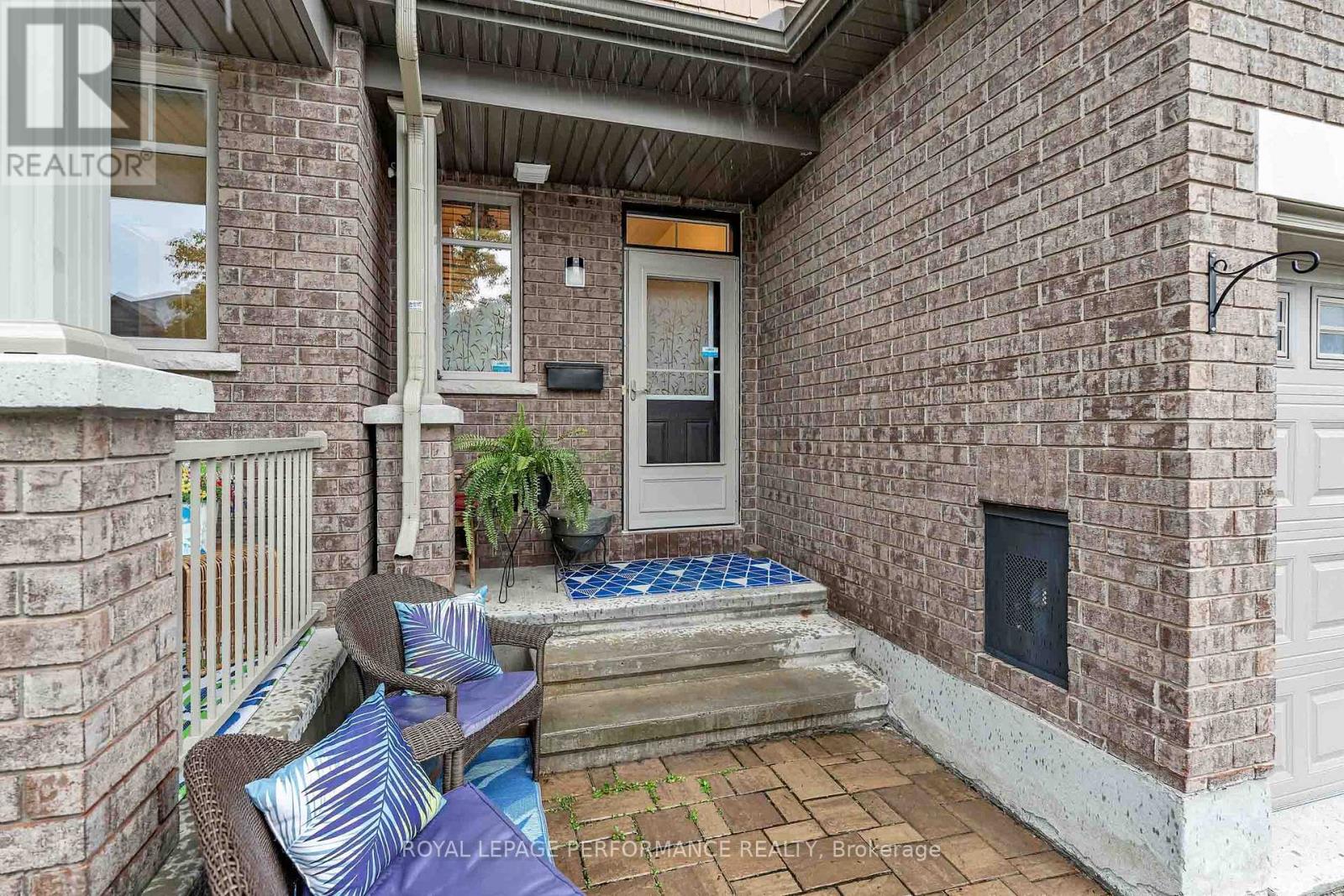 510 Knotridge Street, Ottawa, Ontario  K1W 0C7 - Photo 3 - X13567102