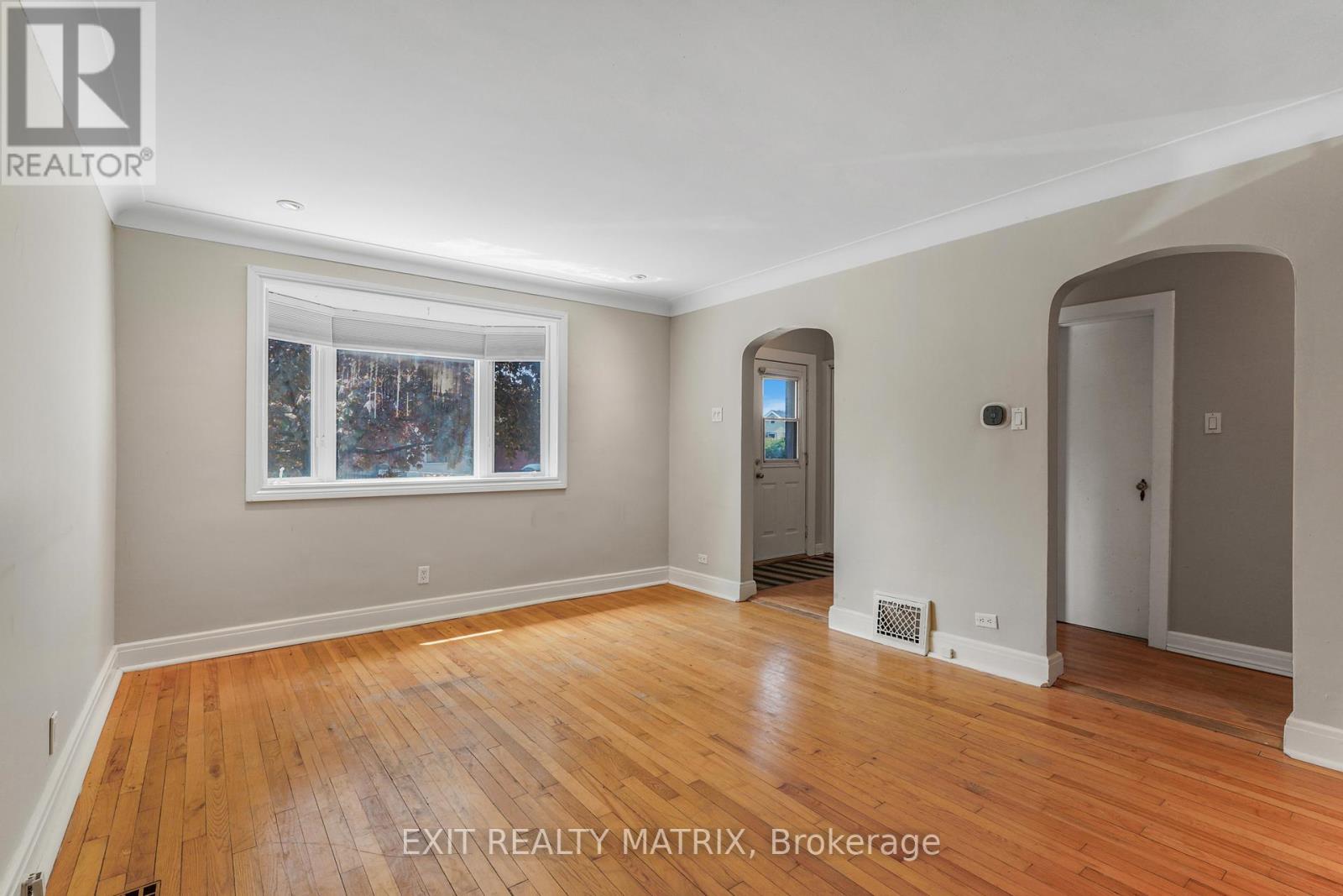 261 Montfort Street, Ottawa, Ontario  K1L 5P1 - Photo 7 - X13567142
