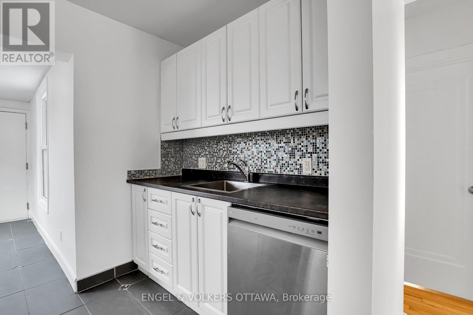 491 Mcleod Street, Ottawa, Ontario  K1R 5P7 - Photo 15 - X13567264