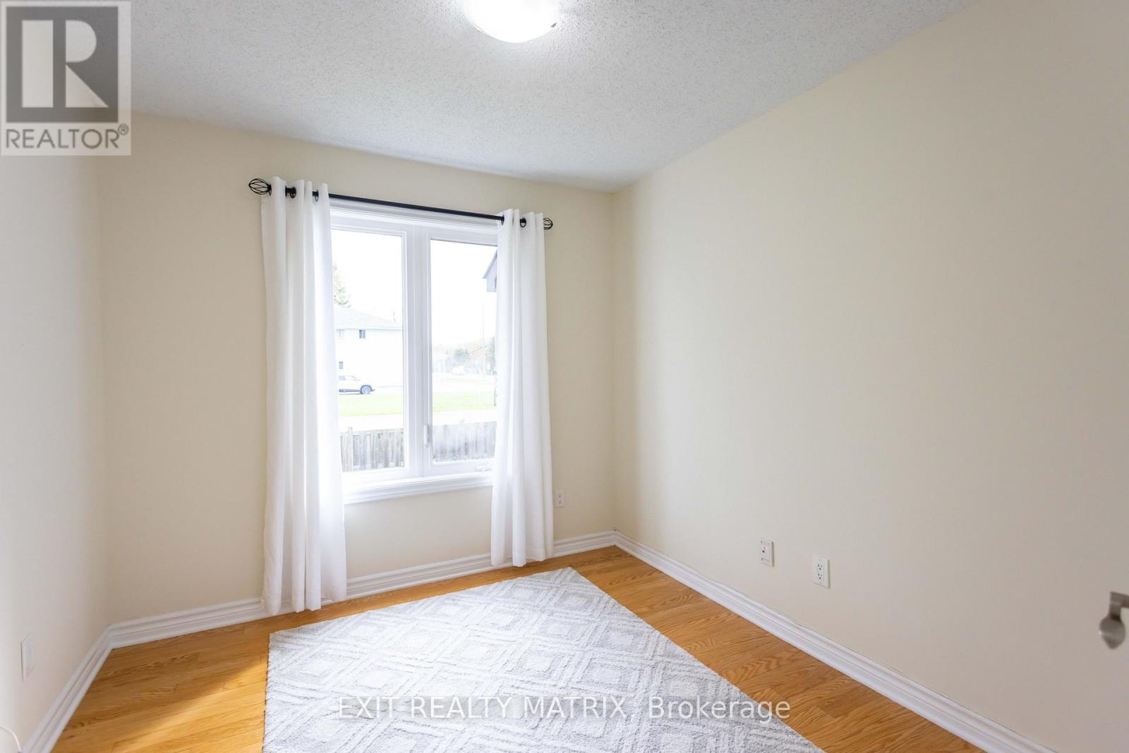 104 - 2 Warner Street, Russell, Ontario  K4R 0B4 - Photo 34 - X13567358