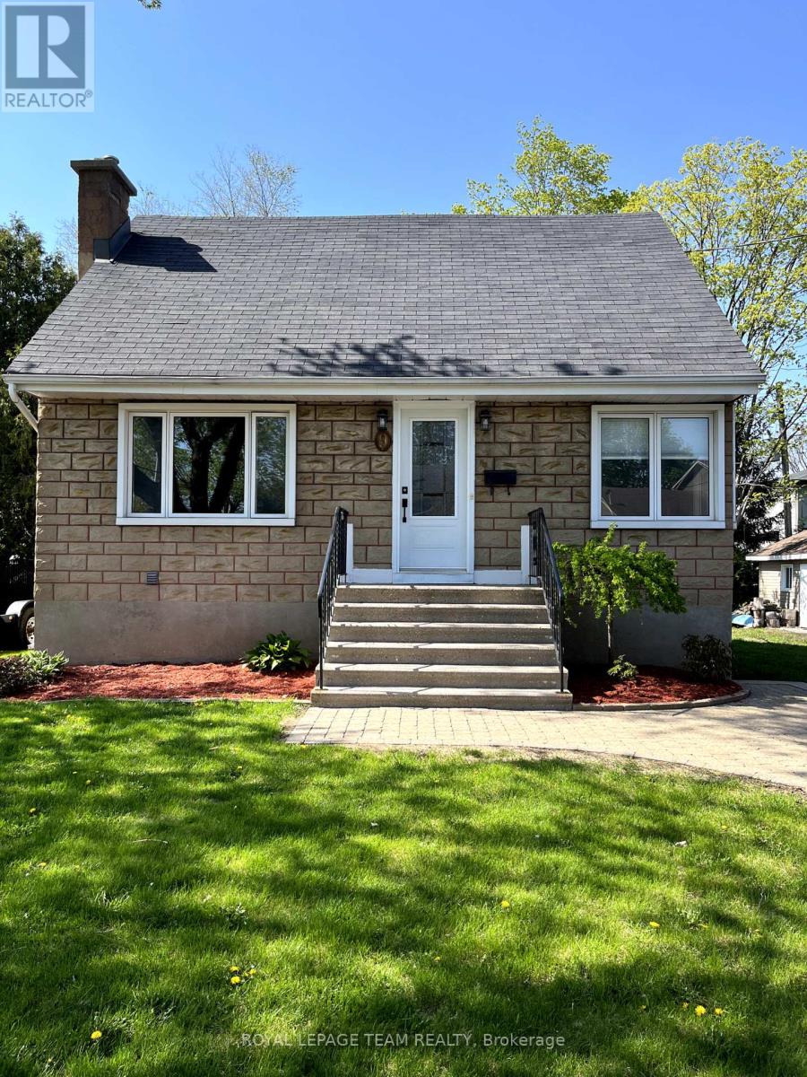 9 Tower Road E, Ottawa, Ontario  K2G 2E2 - Photo 2 - X13567360