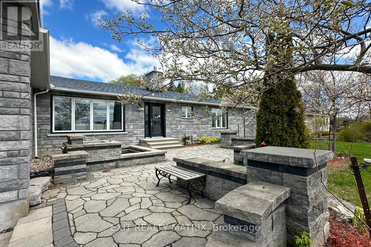 2127 Kingsley Street, Clarence-Rockland, Ontario  K0A 1E0 - Photo 3 - X13567376