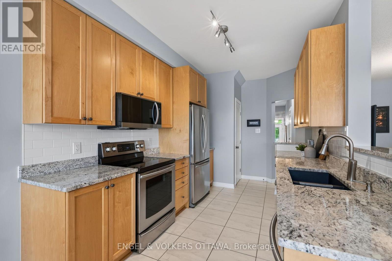 512 Knotridge Street, Ottawa, Ontario  K1W 0C7 - Photo 15 - X13567448