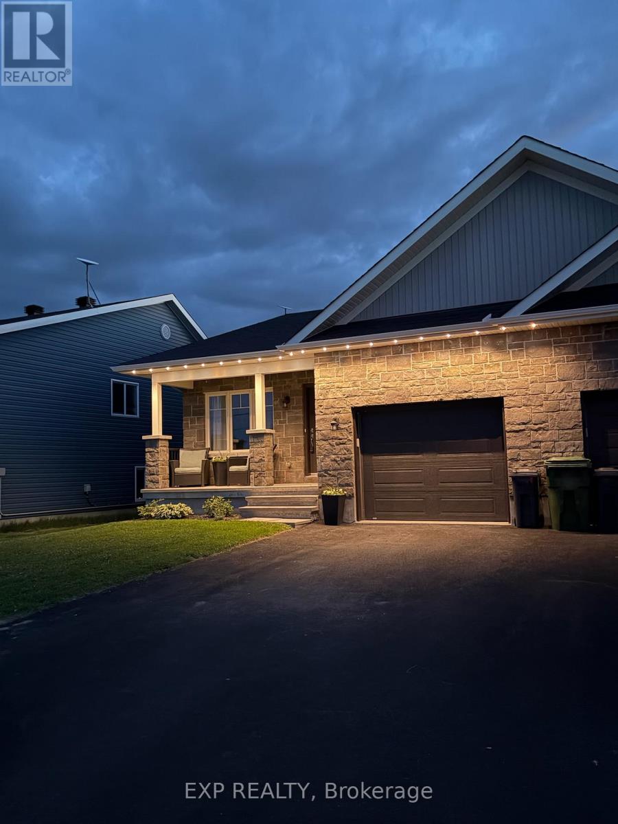 605b County Road 9, Alfred And Plantagenet, Ontario  K7R 3K8 - Photo 2 - X13567648