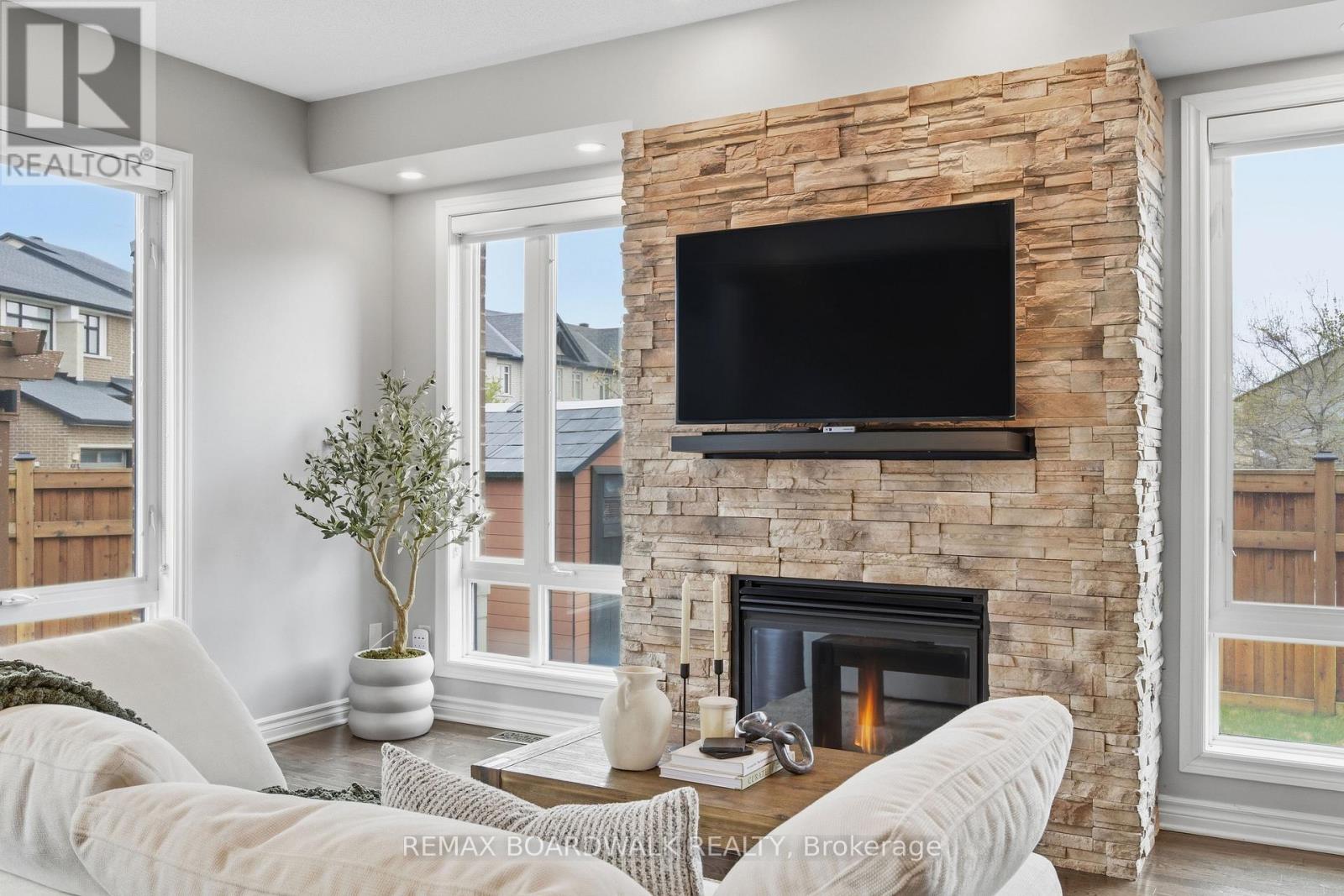 375 Cooks Mill Crescent, Ottawa, Ontario  K1V 2N2 - Photo 15 - X13567926