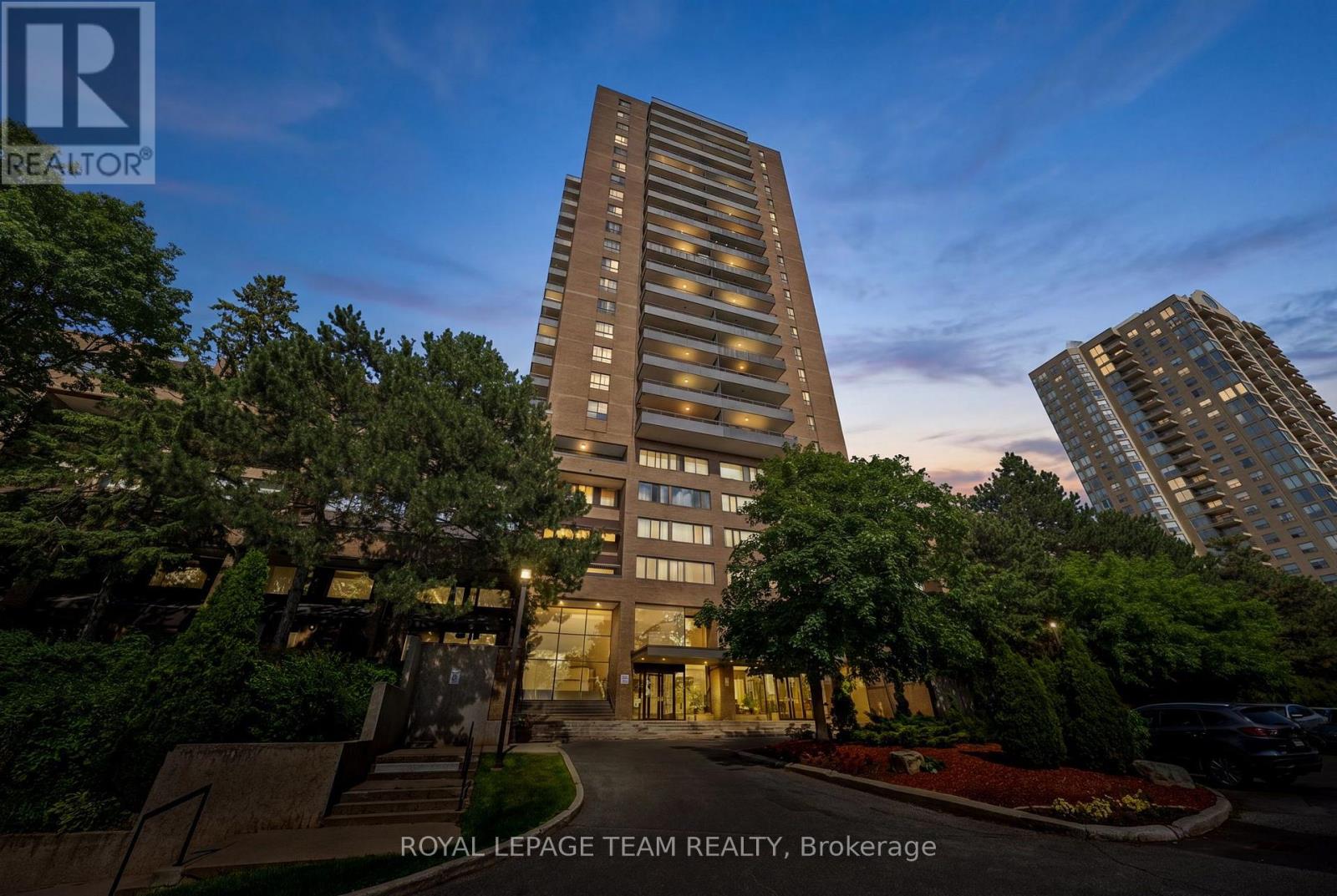 912 - 515 St Laurent Boulevard, Ottawa, Ontario  K1K 3X5 - Photo 1 - X13567944
