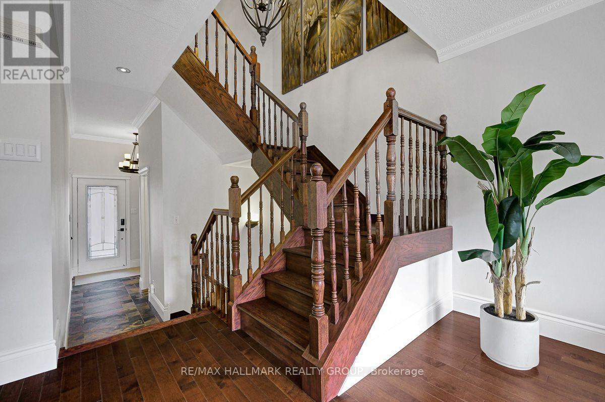 6252 Sablewood Place, Ottawa, Ontario  K1C 7M5 - Photo 7 - X13568046