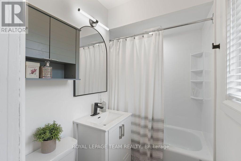 194 Morrena Road, Ottawa, Ontario  K2L 1E1 - Photo 25 - X13568114