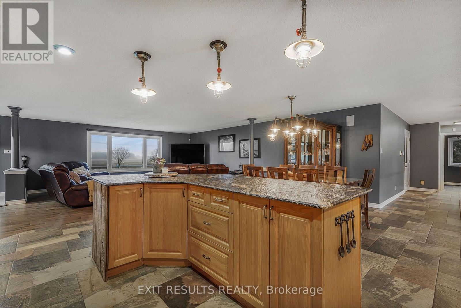638 St Thomas Road E, Russell, Ontario  K0A 1W0 - Photo 10 - X13568160