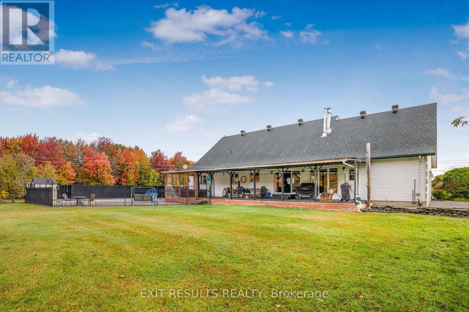 638 St Thomas Road E, Russell, Ontario  K0A 1W0 - Photo 4 - X13568160