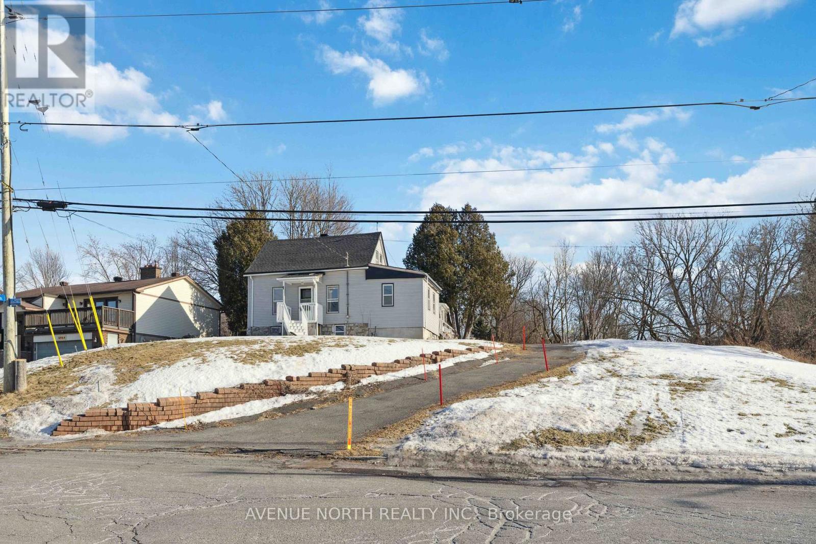 6958 Notre Dame Street, Ottawa, Ontario  K1C 1H7 - Photo 1 - X13568176