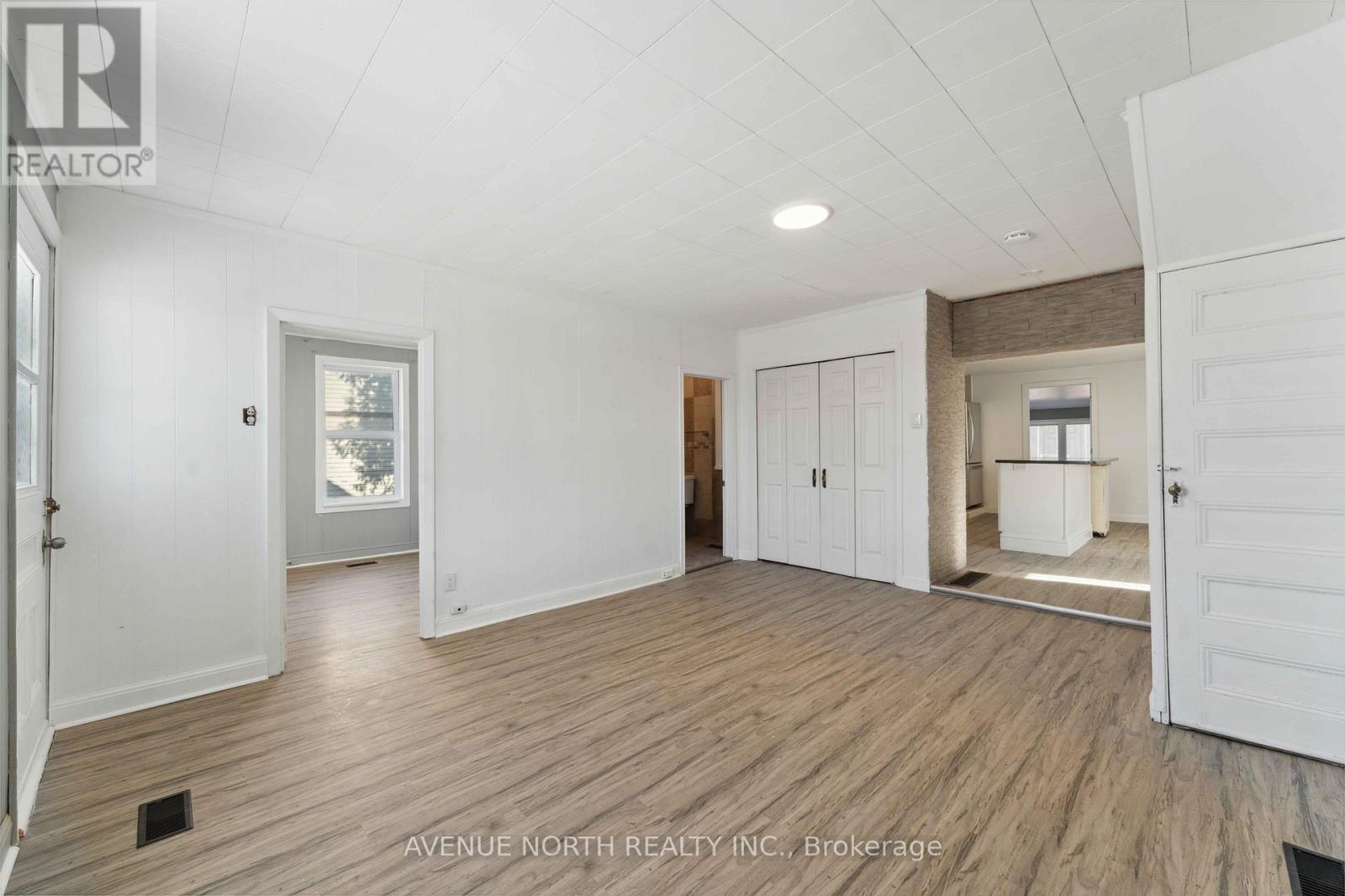 6958 Notre Dame Street, Ottawa, Ontario  K1C 1H7 - Photo 5 - X13568176