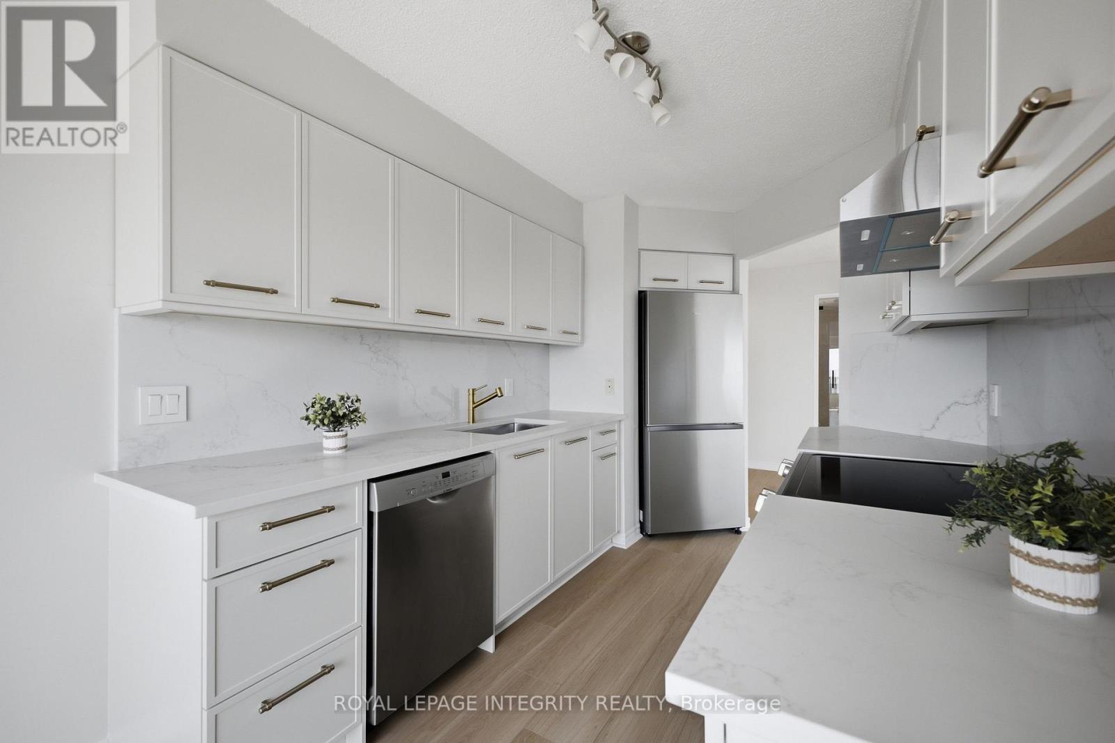 1207 - 545 St Laurent Boulevard, Ottawa, Ontario  K1K 4H9 - Photo 6 - X13568188