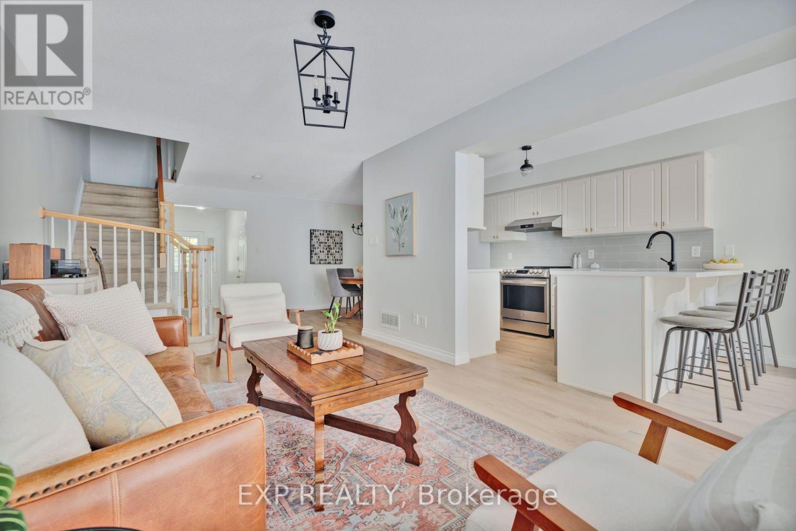 210 Wabiskaw Private, Ottawa, Ontario  K2J 0E6 - Photo 11 - X13568424