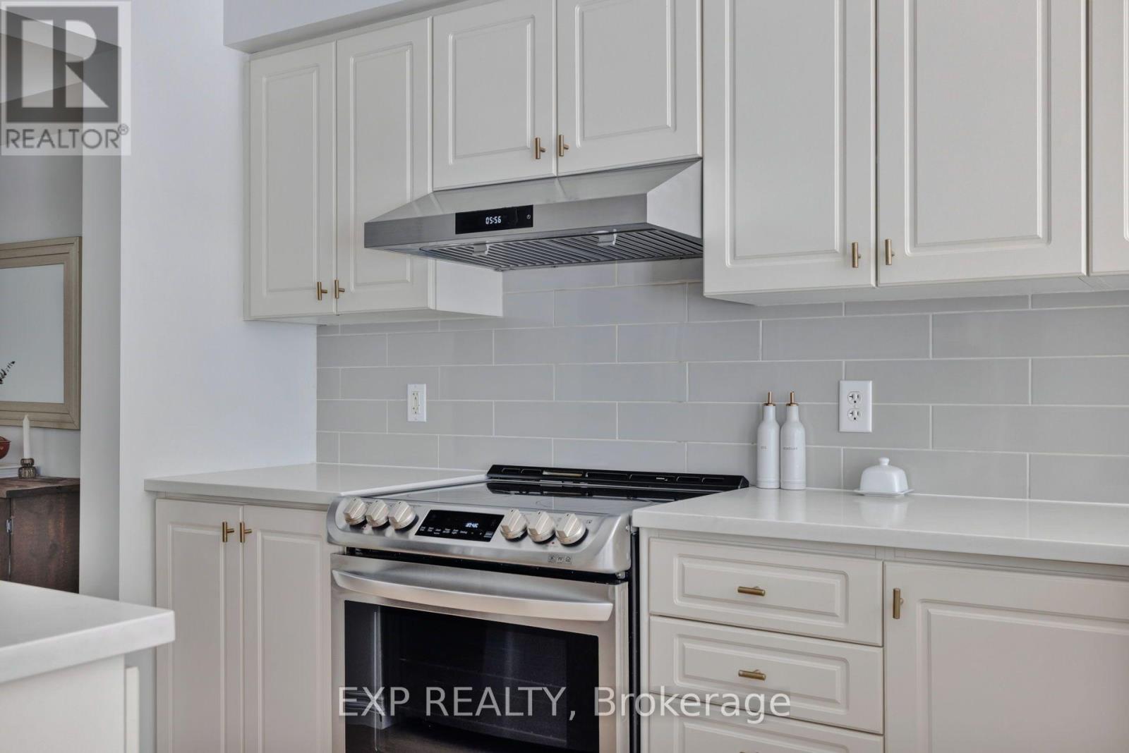 210 Wabiskaw Private, Ottawa, Ontario  K2J 0E6 - Photo 19 - X13568424