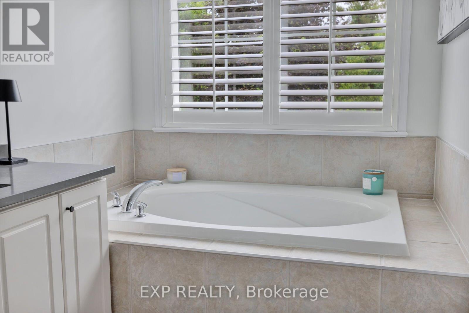 210 Wabiskaw Private, Ottawa, Ontario  K2J 0E6 - Photo 33 - X13568424