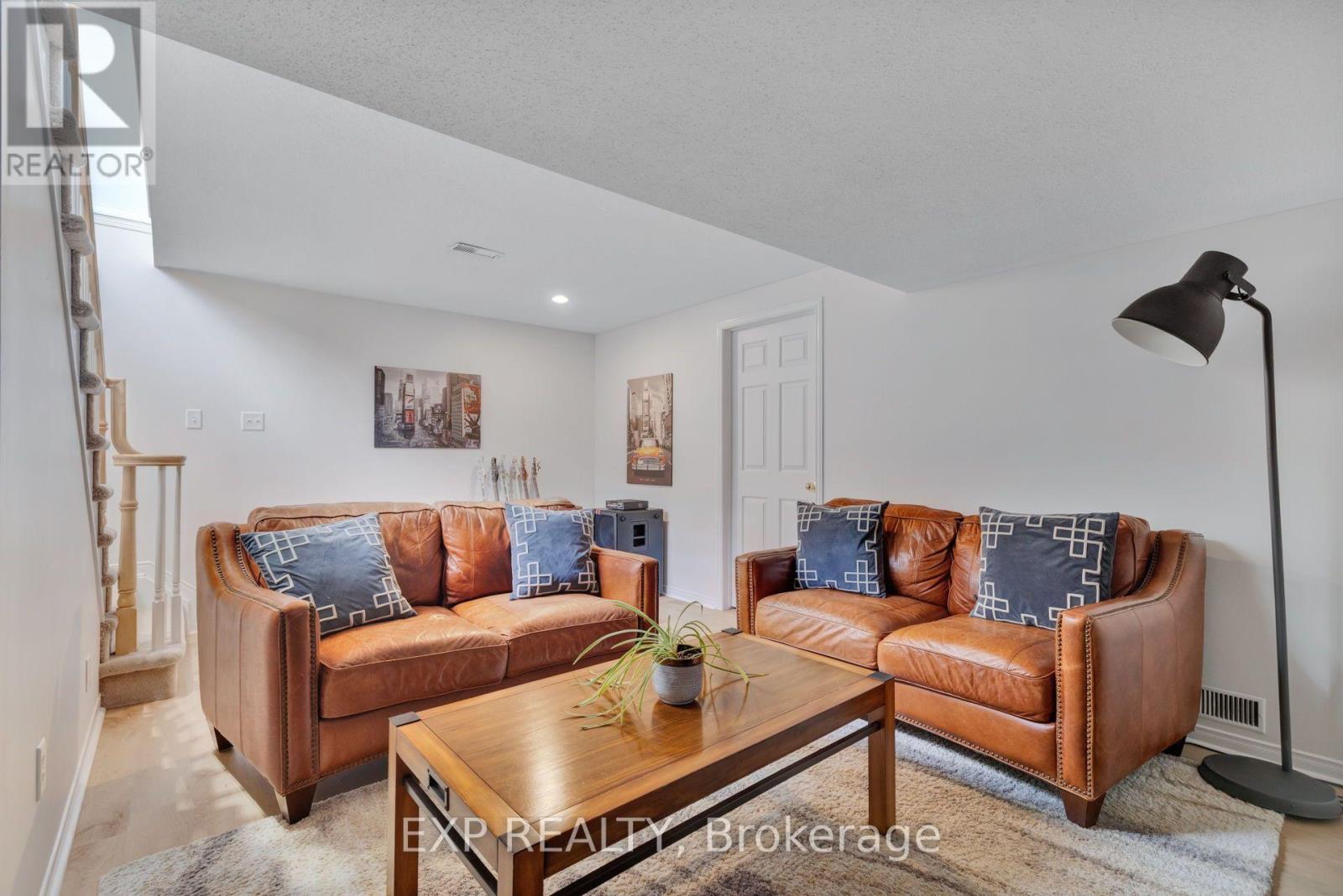 210 Wabiskaw Private, Ottawa, Ontario  K2J 0E6 - Photo 40 - X13568424